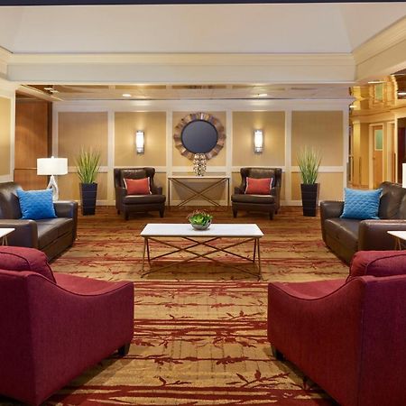 Holiday Inn Toronto - Yorkdale מראה חיצוני תמונה