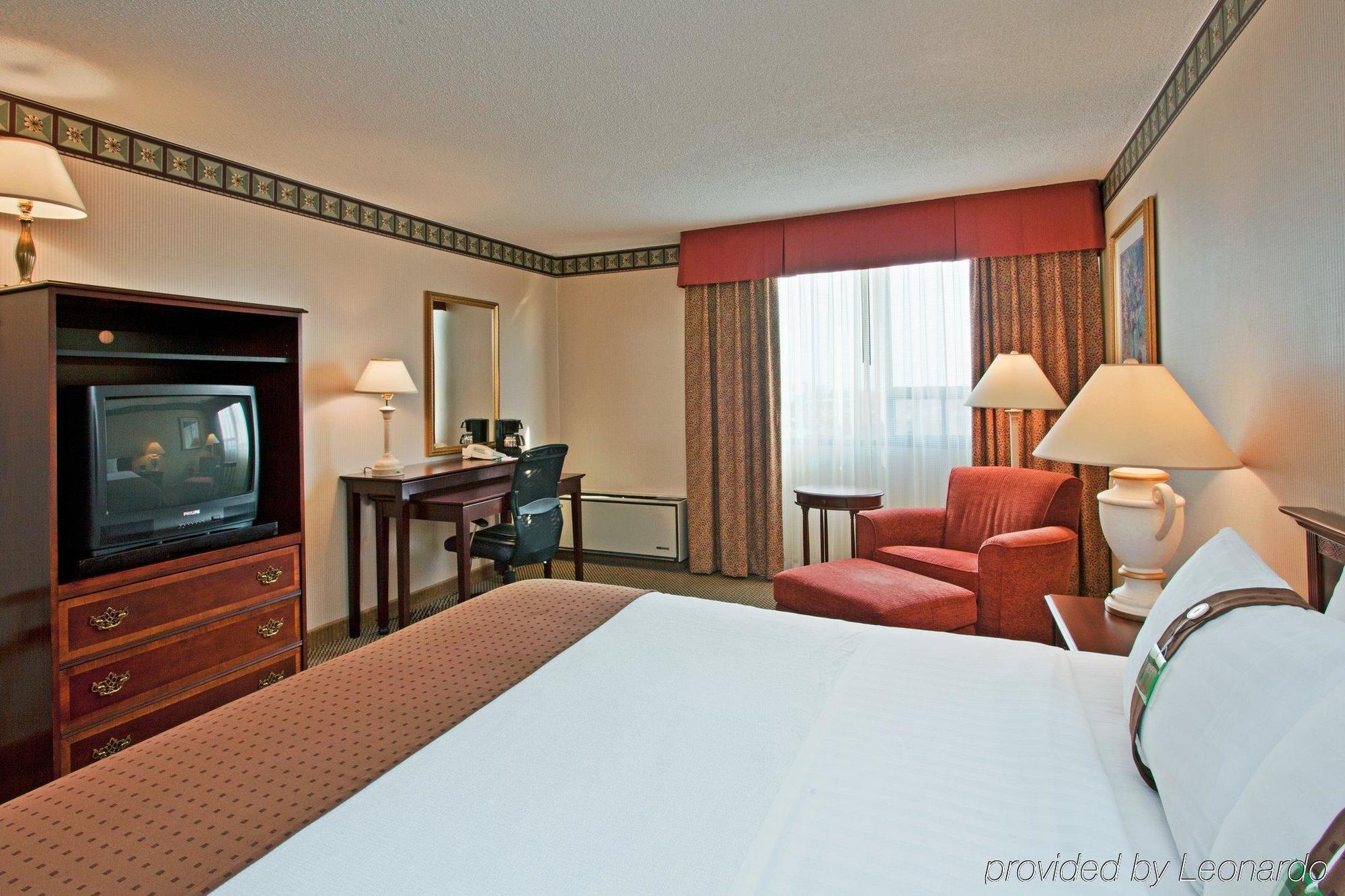Holiday Inn Toronto - Yorkdale חדר תמונה