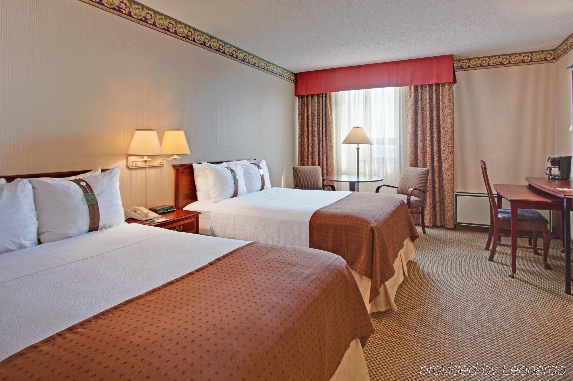 Holiday Inn Toronto - Yorkdale חדר תמונה
