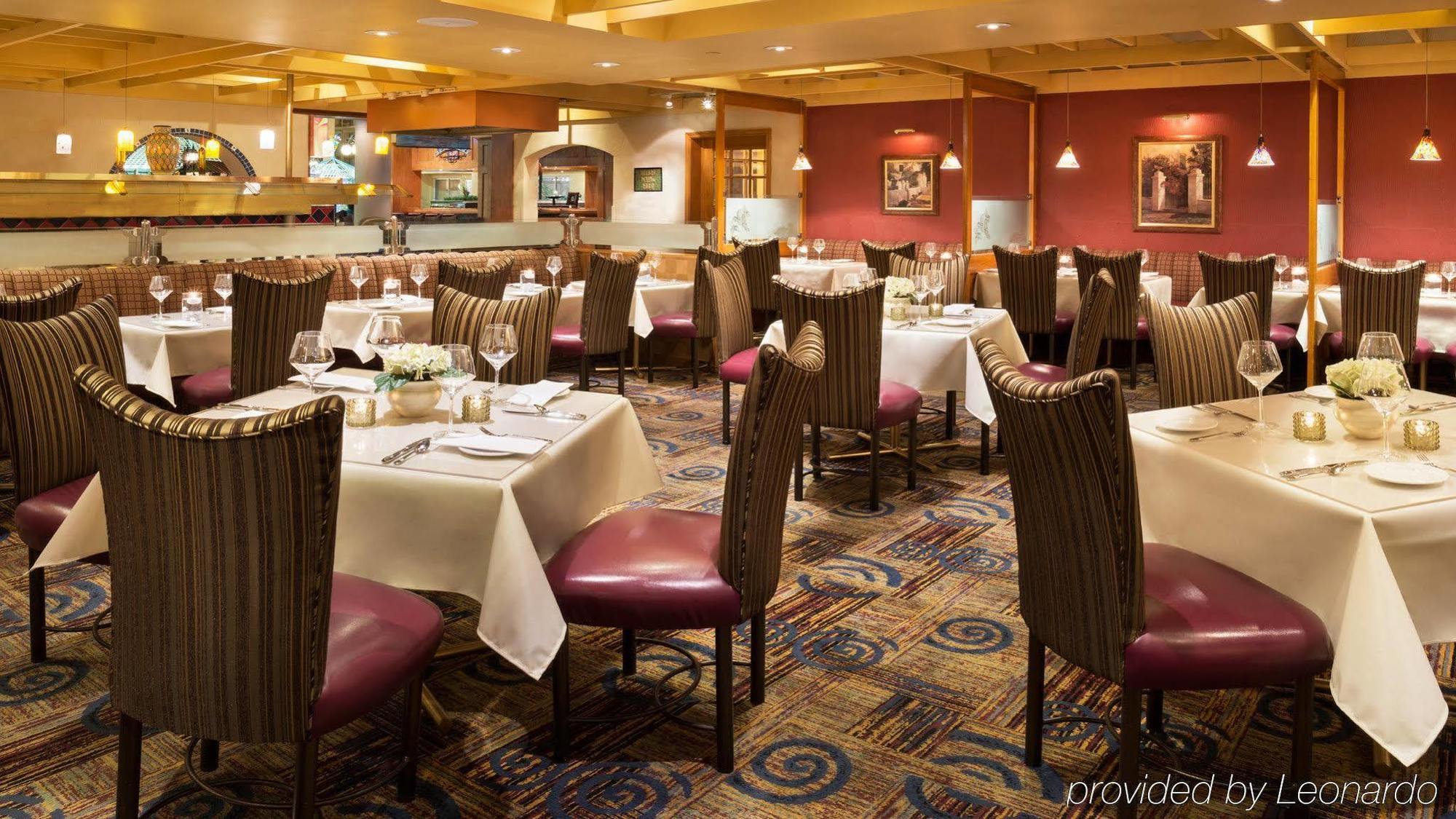 Holiday Inn Toronto - Yorkdale מראה חיצוני תמונה