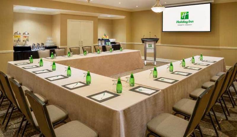 Holiday Inn Toronto - Yorkdale מראה חיצוני תמונה