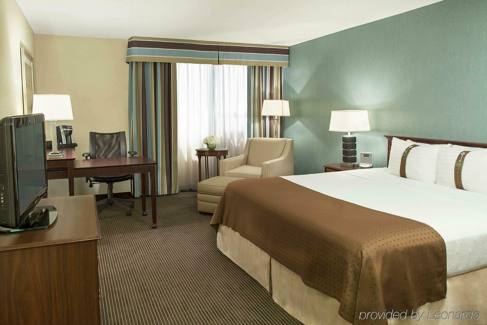 Holiday Inn Toronto - Yorkdale מראה חיצוני תמונה