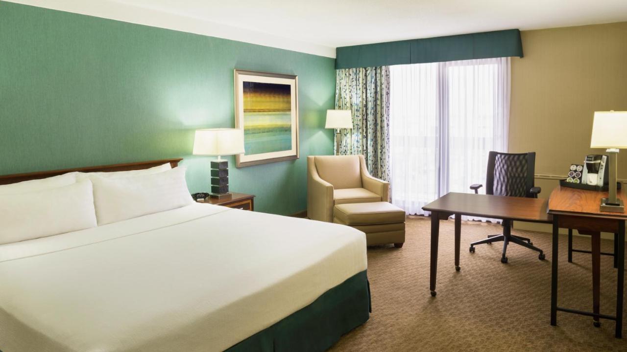 Holiday Inn Toronto - Yorkdale מראה חיצוני תמונה