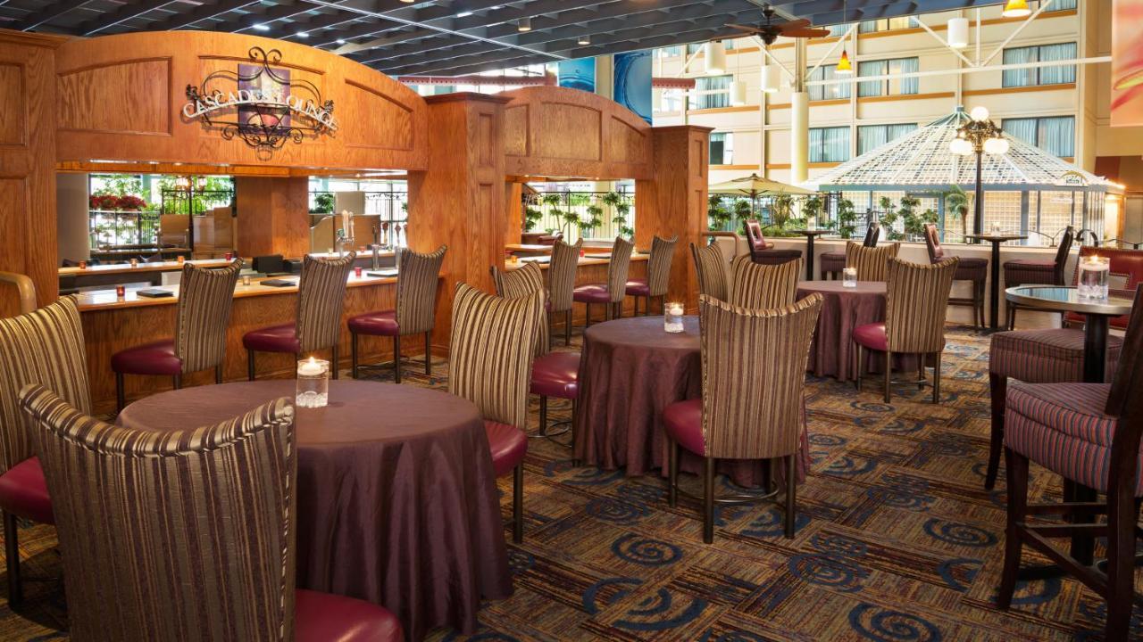 Holiday Inn Toronto - Yorkdale מראה חיצוני תמונה
