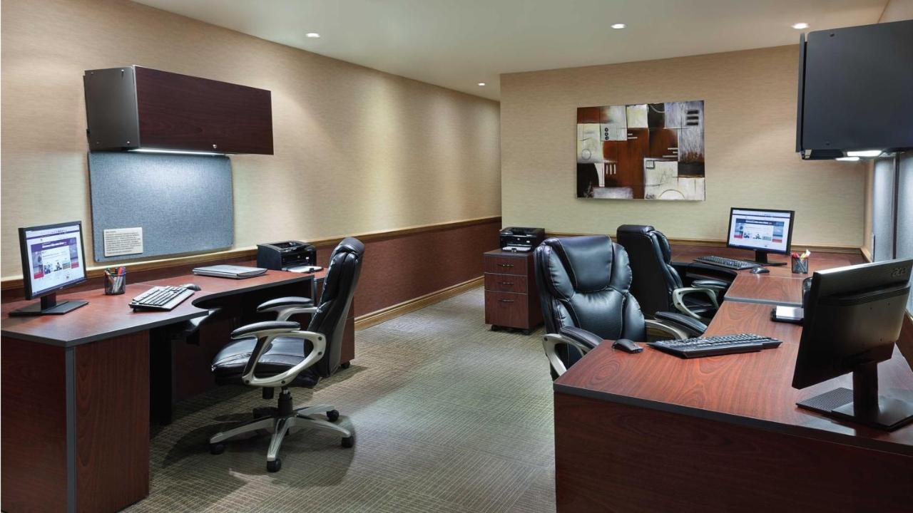 Holiday Inn Toronto - Yorkdale מראה חיצוני תמונה