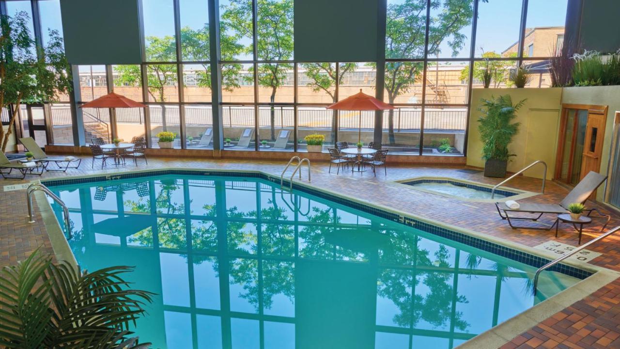 Holiday Inn Toronto - Yorkdale מראה חיצוני תמונה